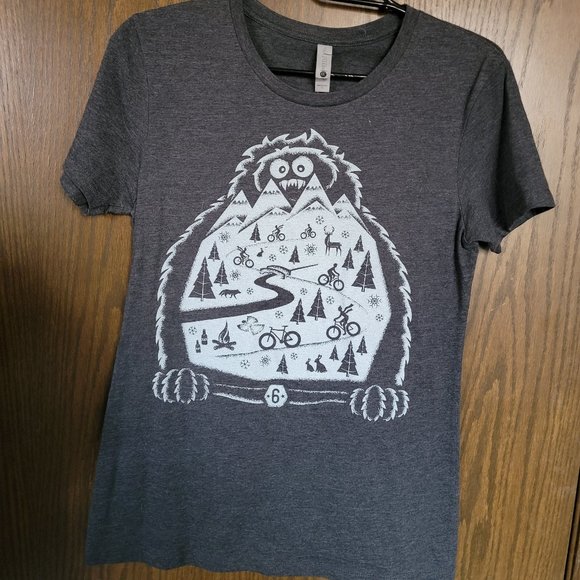 Twin Six Winter Fat Bike Graphic Tee Size Large - Picture 1 of 12